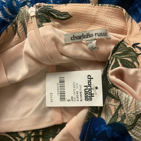 8️⃣NEW Charlotte Russe Women's Light Pink w/ Blue Florals Halter Romper Size S - - Picture 6 of 6